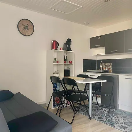 Сasa de vacaciones Pavillon Rénové Avec Terrasse Privative Au Cœur De Jard-sur-mer, Proche Plages Et Port - Fr-1-336-155